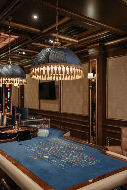 The Strategic Evolution of Slot Machines: From Mechanical Reels to Digital Innovation